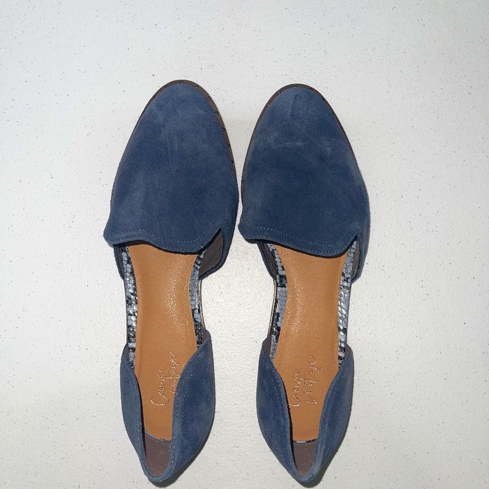 Crown Vintage Blue Suede Flats, Size 9